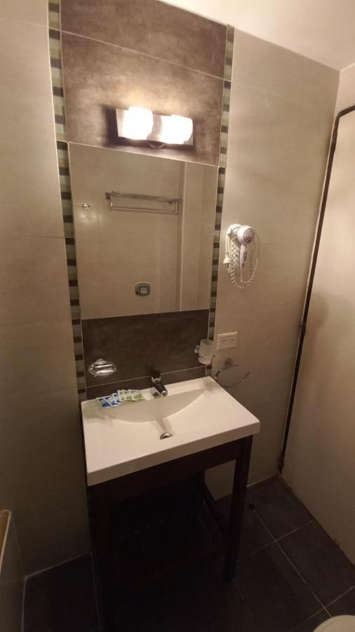 Costanera Hotel Puerto Madryn Eksteriør bilde